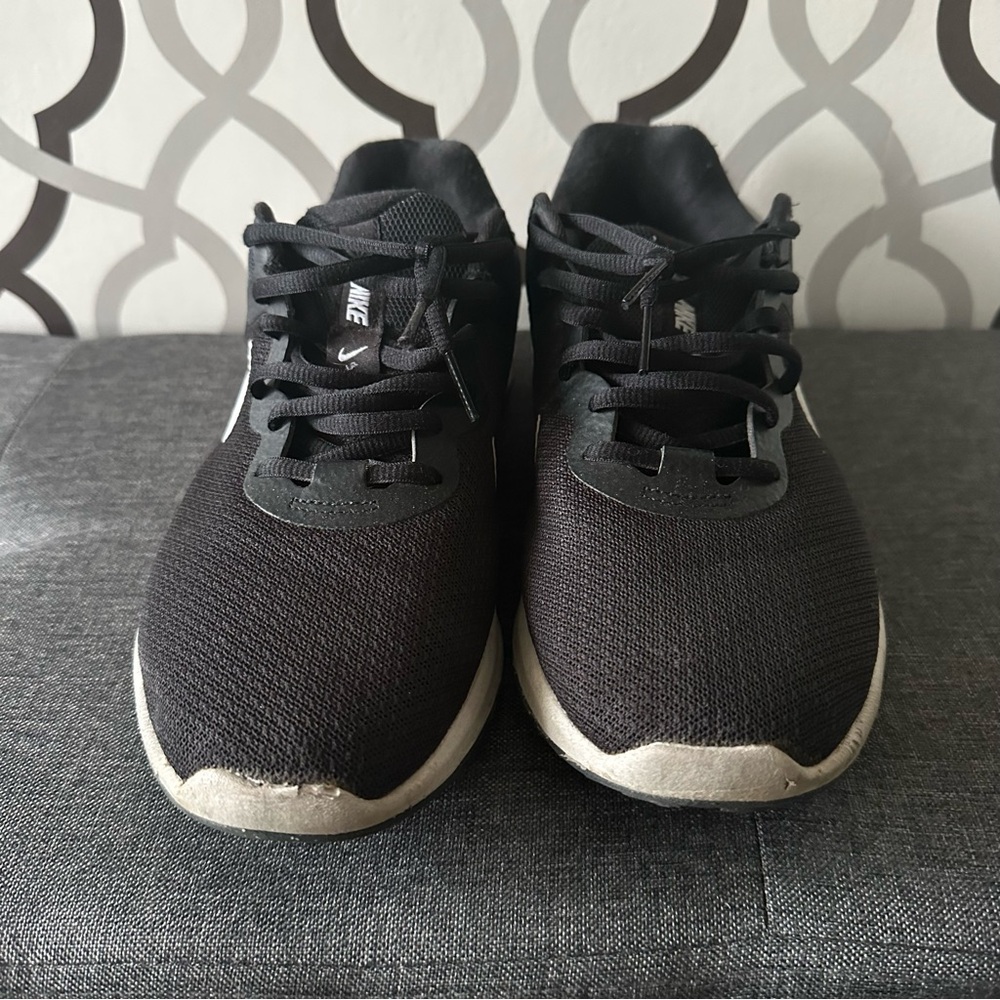 Nike Black Running Shoes (Size 10)